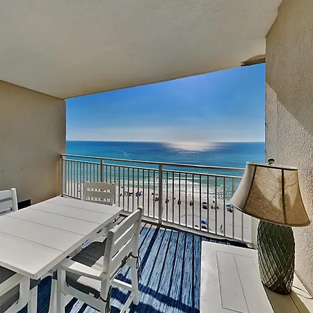Emerald Beach 936